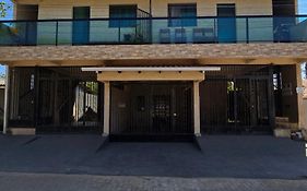 Casa Flor de Pitanga- Vila de São Jorge